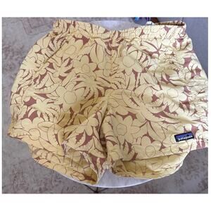 Patagonia Women's Baggies Shorts - 5" | Color: Yellow | Size: S